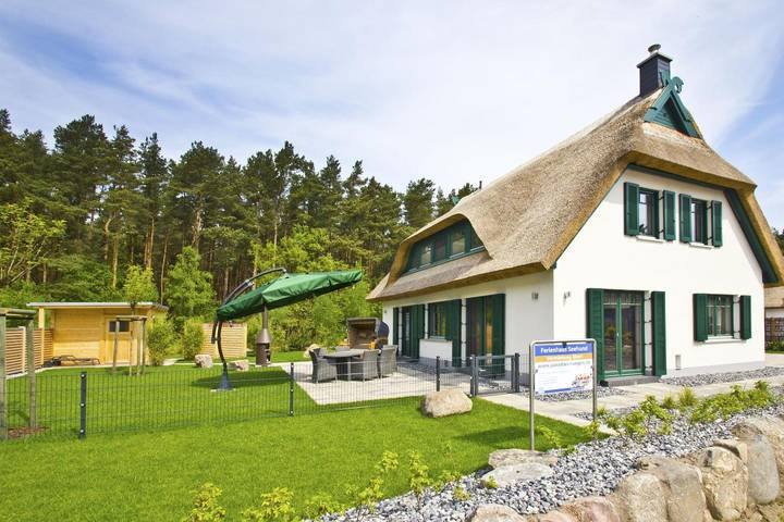 Ferienhaus für 8 Personen, mit Terrasse und Garten sowie Sauna
