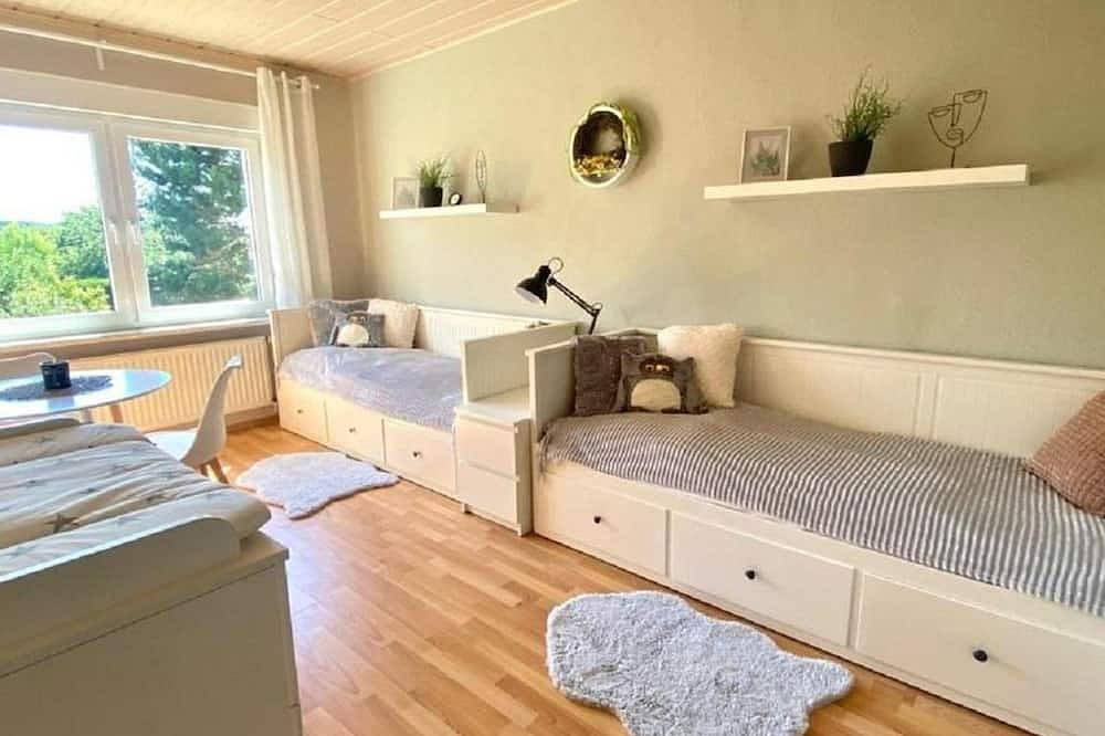 Ganze Wohnung, Ferienhaus Himmelsscheibe - Appartement/Fewo, Bad, Wc in Querfurt, Saale-Unstrut