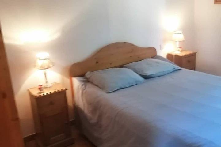 Location de vacances pour 6 personnes, avec jacuzzi et piscine à Buisson - 4