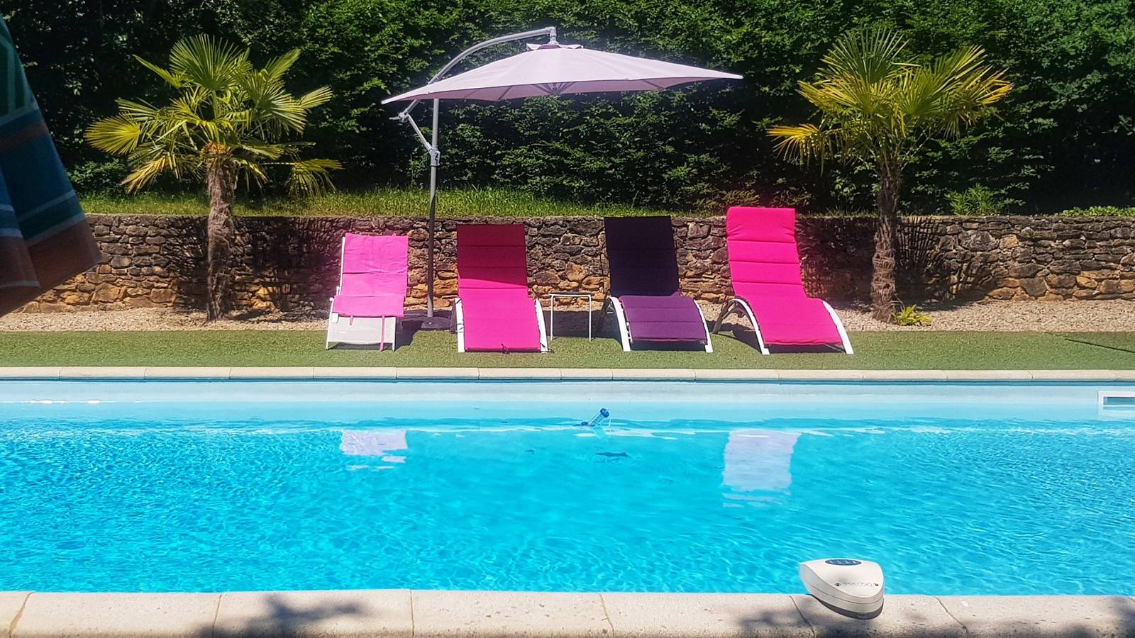 Aile privée dans belle demeure, pour 4 personnes - Suite Azur/Lotus in Saint-Vincent-le-Paluel, Périgord Noir