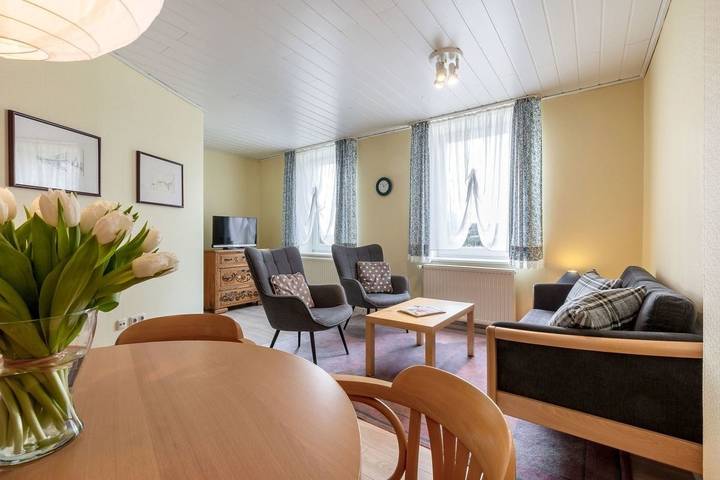 Ferienwohnung für 4 Personen, mit Terrasse und Garten in Westermarkelsdorf - 4