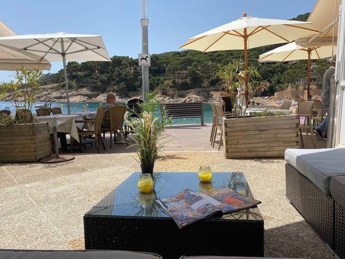 Gîte pour 8 personnes, avec terrasse à Tamariu - 3