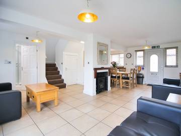 Cottage for 8 People in York, Yorkshire, Photo 2