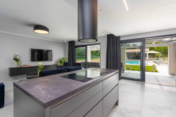 Villa pour 12 personnes, avec piscine et jardin, animaux acceptés à Barban - 4