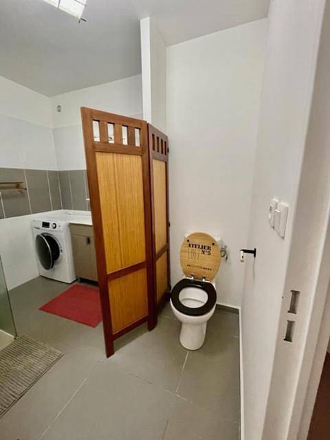 Gîte pour 3 personnes, avec terrasse et vue dans Plage de Trou d'eau - 3