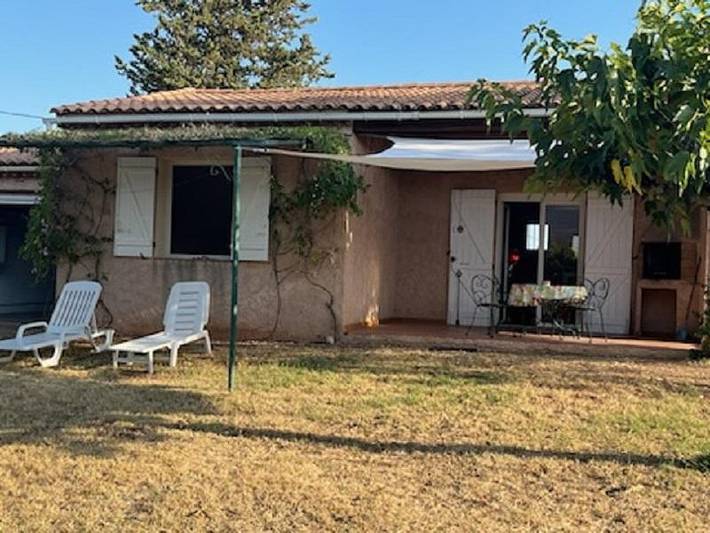 Gîte pour 5 personnes, avec jardin et vue