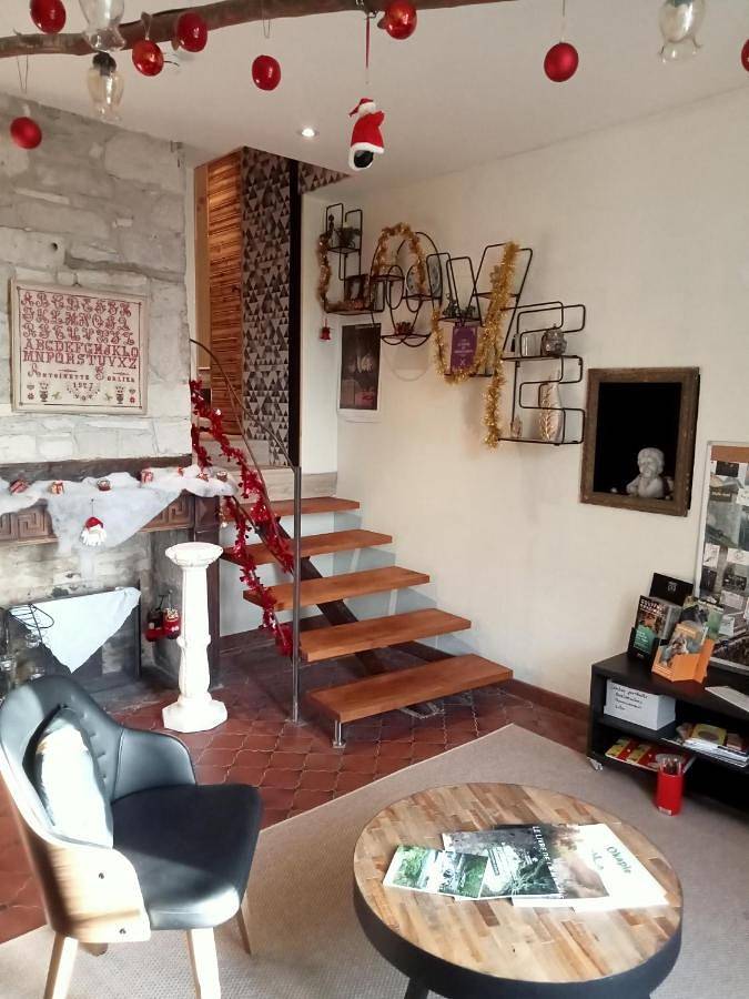 Gîte pour 2 personnes, avec jardin et vue à Rignac (Lot) - 2