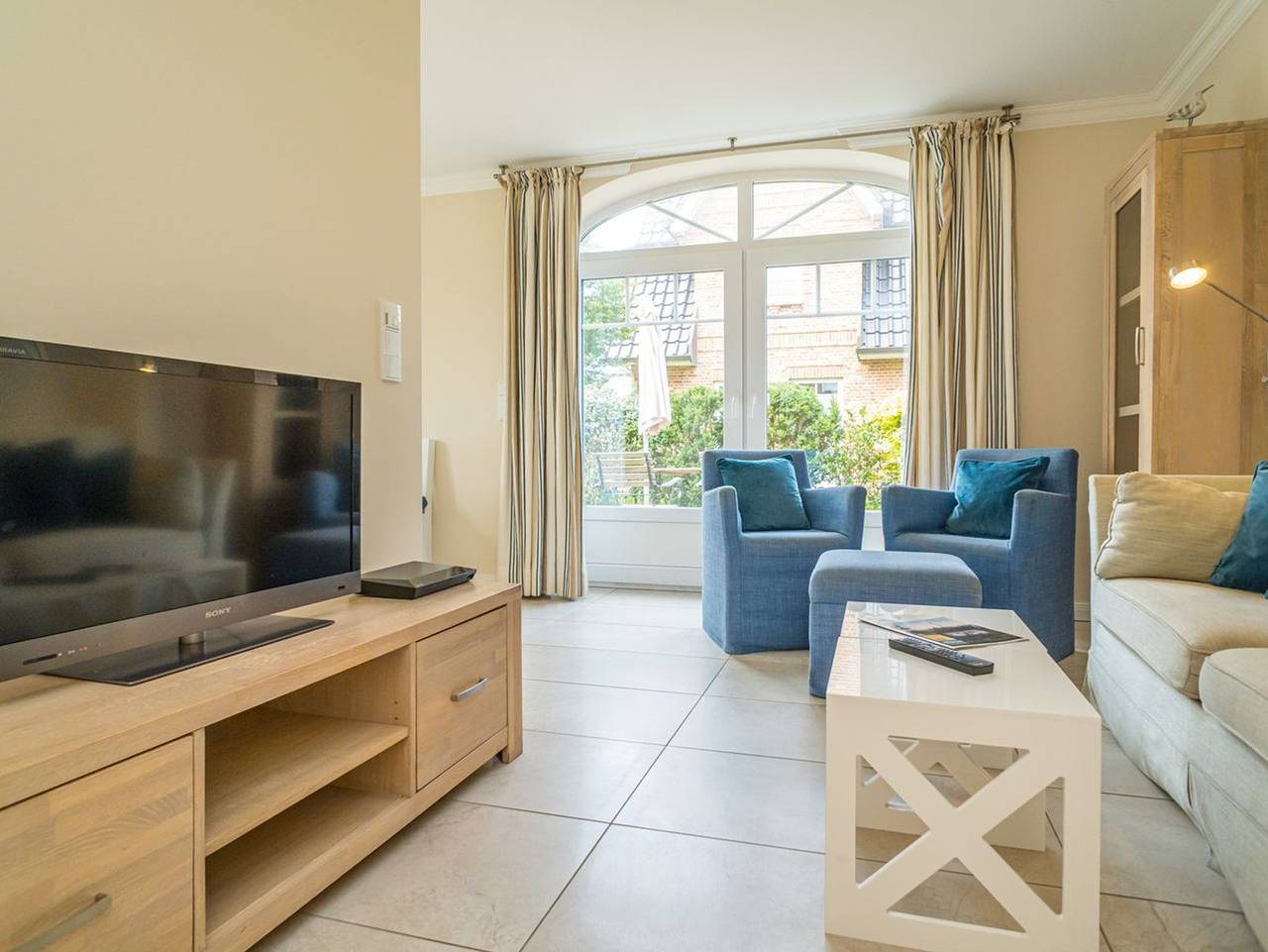 Ganze Ferienwohnung, Hannah - 4-Zimmer-Ferienwohnung für max. 5 Personen mit Terrasse u Strandkorb (saisonal). in Westerland, Sylt (Gemeinde)