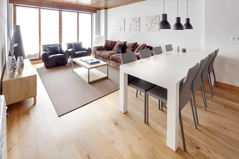 Entire apartment, Cap 1500 by Feelfree Rentals in Baqueira, Naut Aran