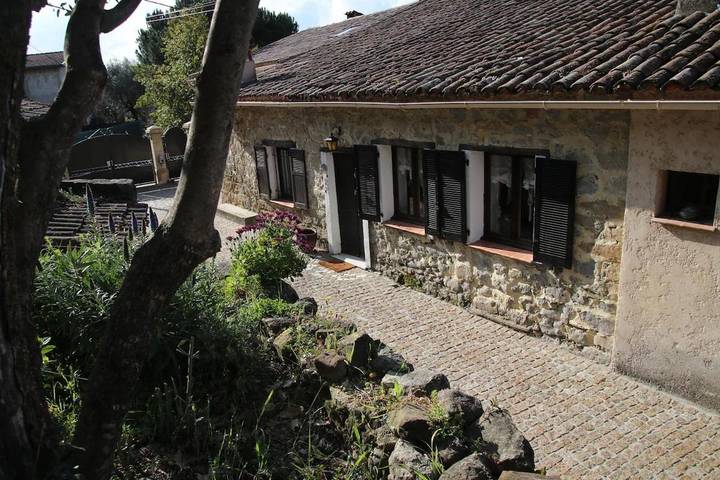 Casa de vacaciones para 6 personas, con piscina además de terraza y vistas - 1