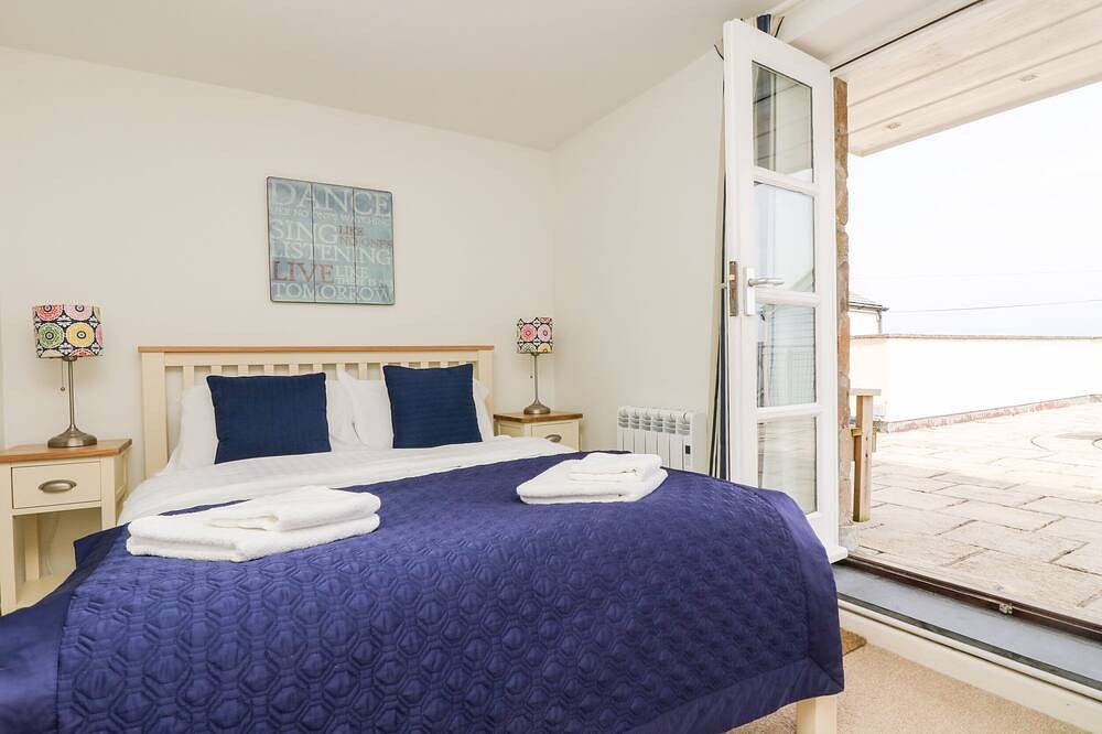 Pilchard Cottage, pet friendly, with a garden in Sennen Cove in Sennen, Cornwall