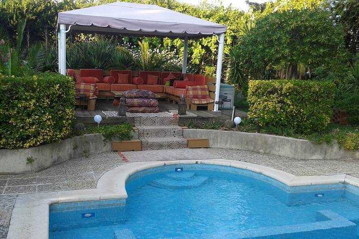 Apartamento de vacaciones para 3 personas, con balcón además de piscina y jardín - 1