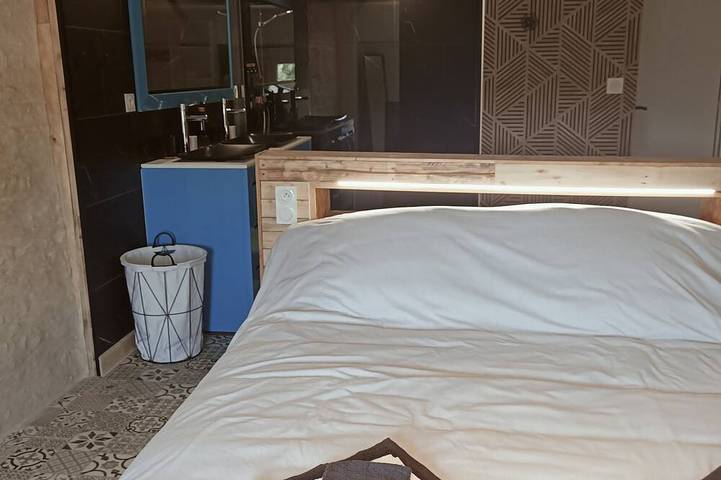 Location de vacances pour 14 personnes, avec jardin à Prissé-la-Charrière - 4