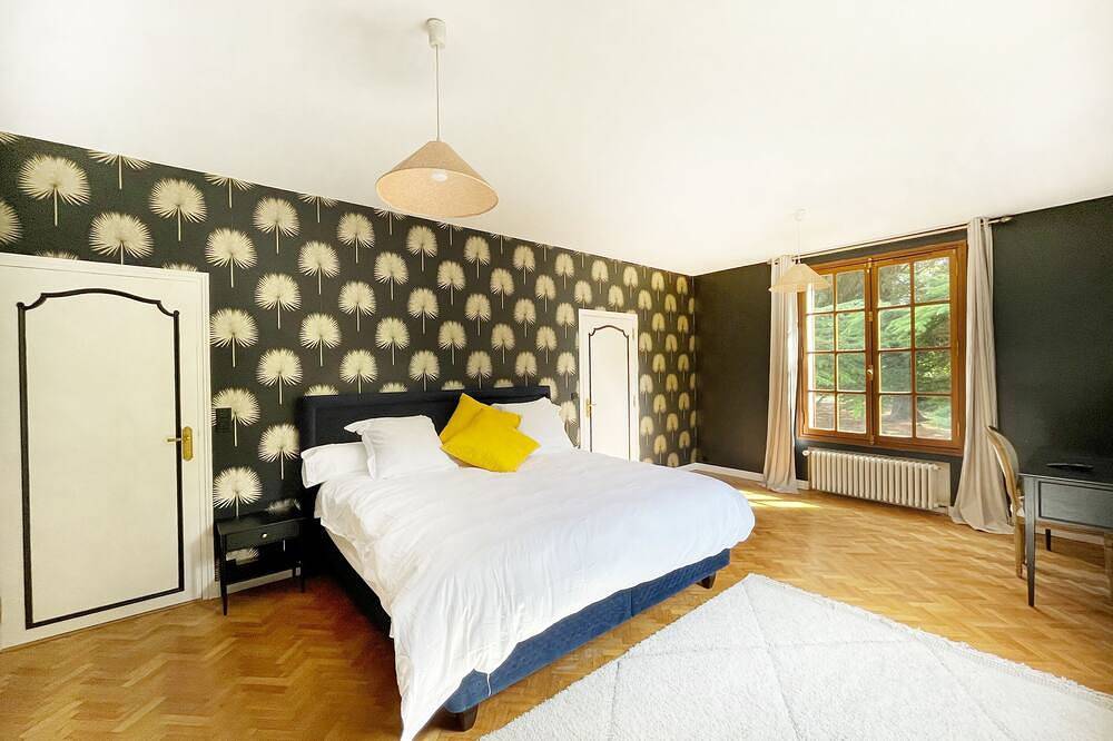 Royal Auffreville - 650m2 - 6 chambres in Auffreville-Brasseuil, Yvelines