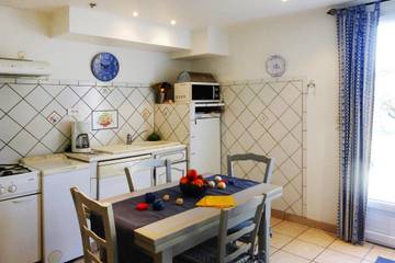 Gîte pour 4 Personnes dans Bellegarde, Région de Nîmes, Photo 4