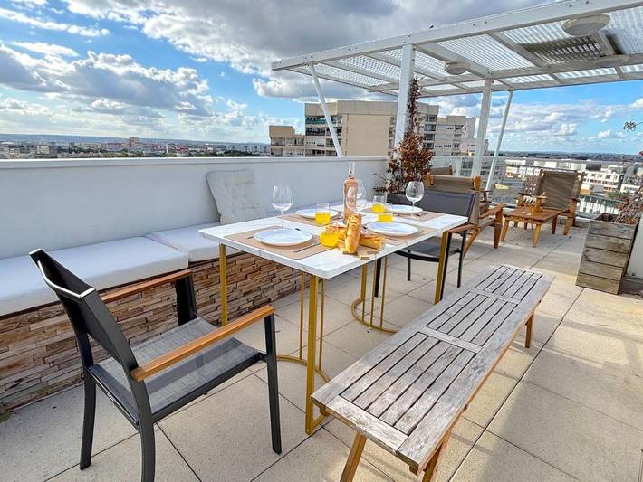 Appartement de vacances pour 4 personnes, avec Balcon ainsi que Terrasse et Vue