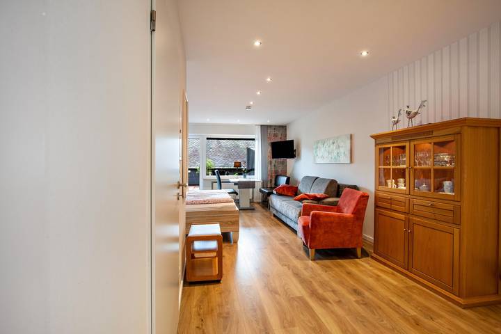 Hel lejlighed, Haus Schönblick – Apartment 4 with Mountain View, Private Terrace, and Wi-Fi in Willingen, die Mittelgebirge