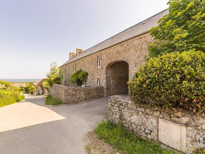 Gîte pour 10 personnes, avec terrasse et jardin dans Phare de la Hague - 4