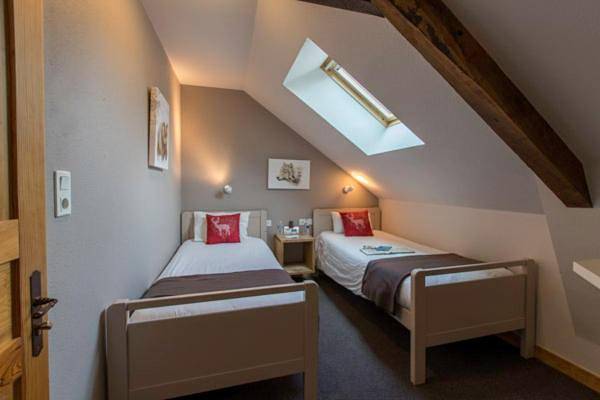 Charm Triple Room in Rimeize (Lozère), Région de Mende