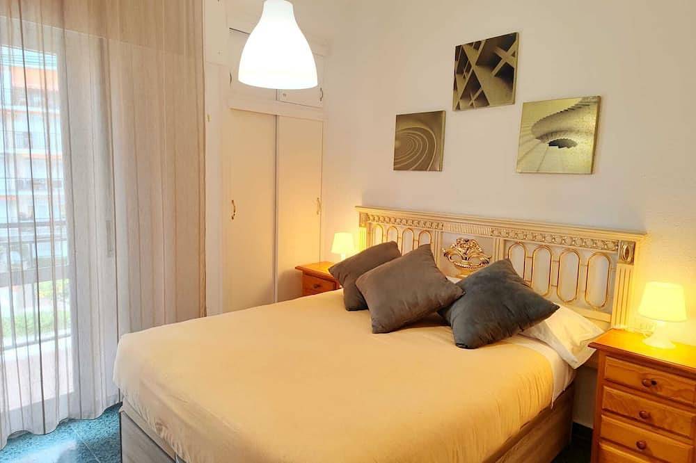 Apartamento entero, Winter Super Prices €1.490€ Wifi,Netflix,Tv Sat Pool,Terrace,Heating175 M Beach, in Las Lagunas, Fuengirola