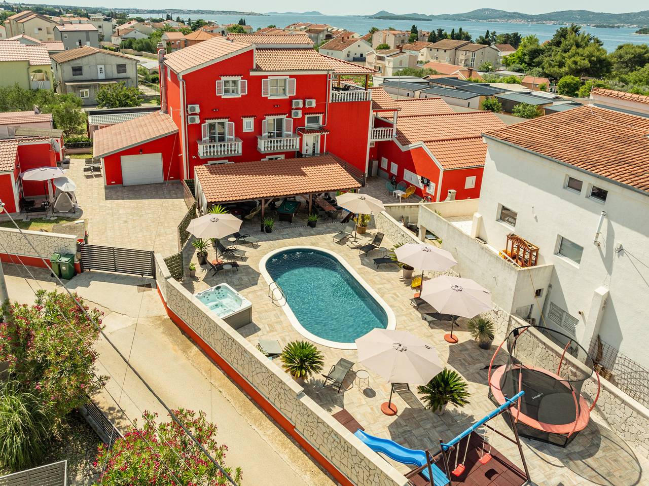 Villa Ancora for 10 guests, No.2 in Plaža Morovička, Općina Sveti Filip i Jakov