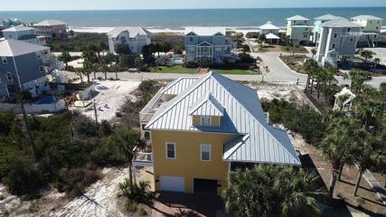 Vacation House for 18 Guests in Emerald Coast, Gulf County, Picture 3