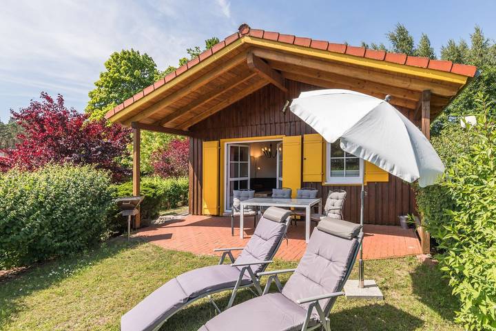 Ferienhaus für 4 Personen, mit Terrasse und Garten