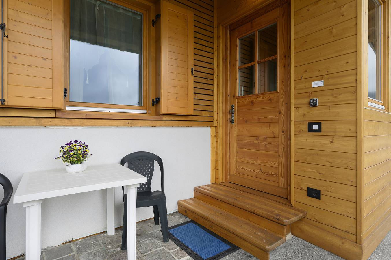 Appartamento intero, Appartamento 'Piano Terra 3' con vista sulle montagne, terrazza privata e Wi-Fi in Romeno, Val di Non