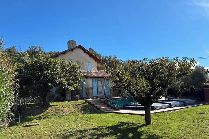 Location de vacances pour 8 personnes à Albon