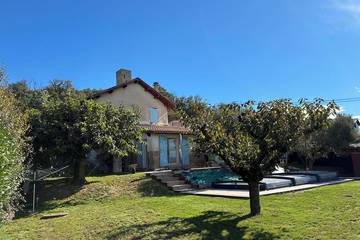 Gîte pour 8 personnes à Albon