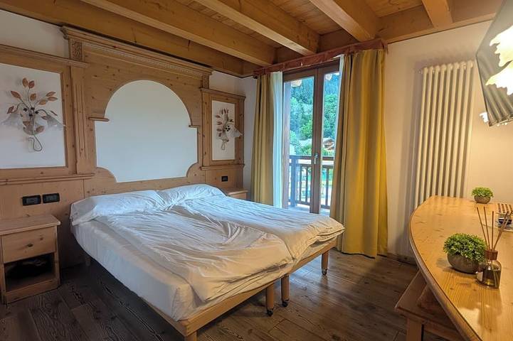 Ganze Wohnung, Zwei-Zimmer-Wohnung mit Terrasse in Mestriago, Commezzadura