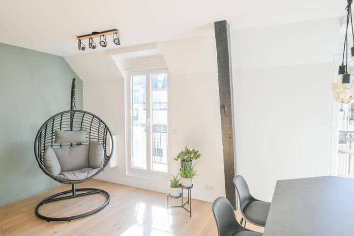 Gîte pour 3 personnes, avec balcon et vue dans Gare De L Est - 3