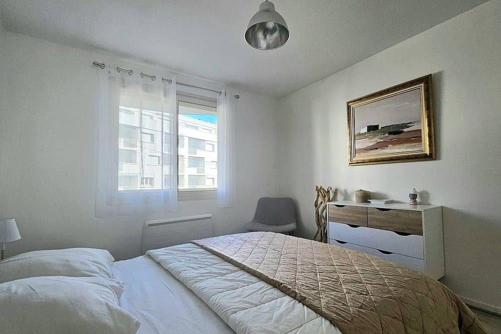 Appartement entier, Apt 4 pers, face à la plage de Pontaillac in Pontaillac, Royan