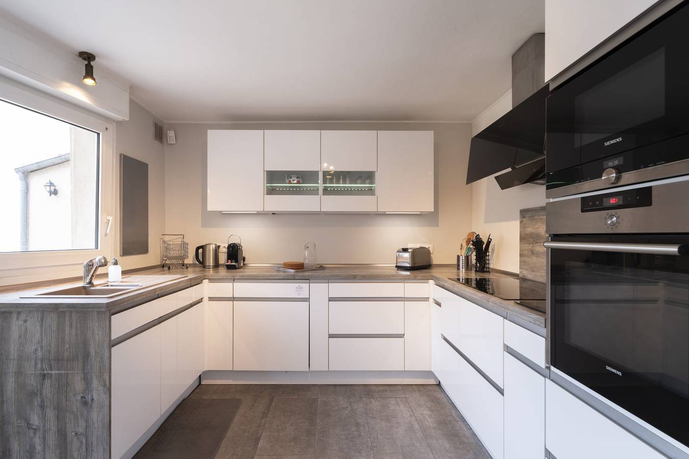 Apartamento entero, Le Château Jeannot in Thionville, Mosela (departamento)