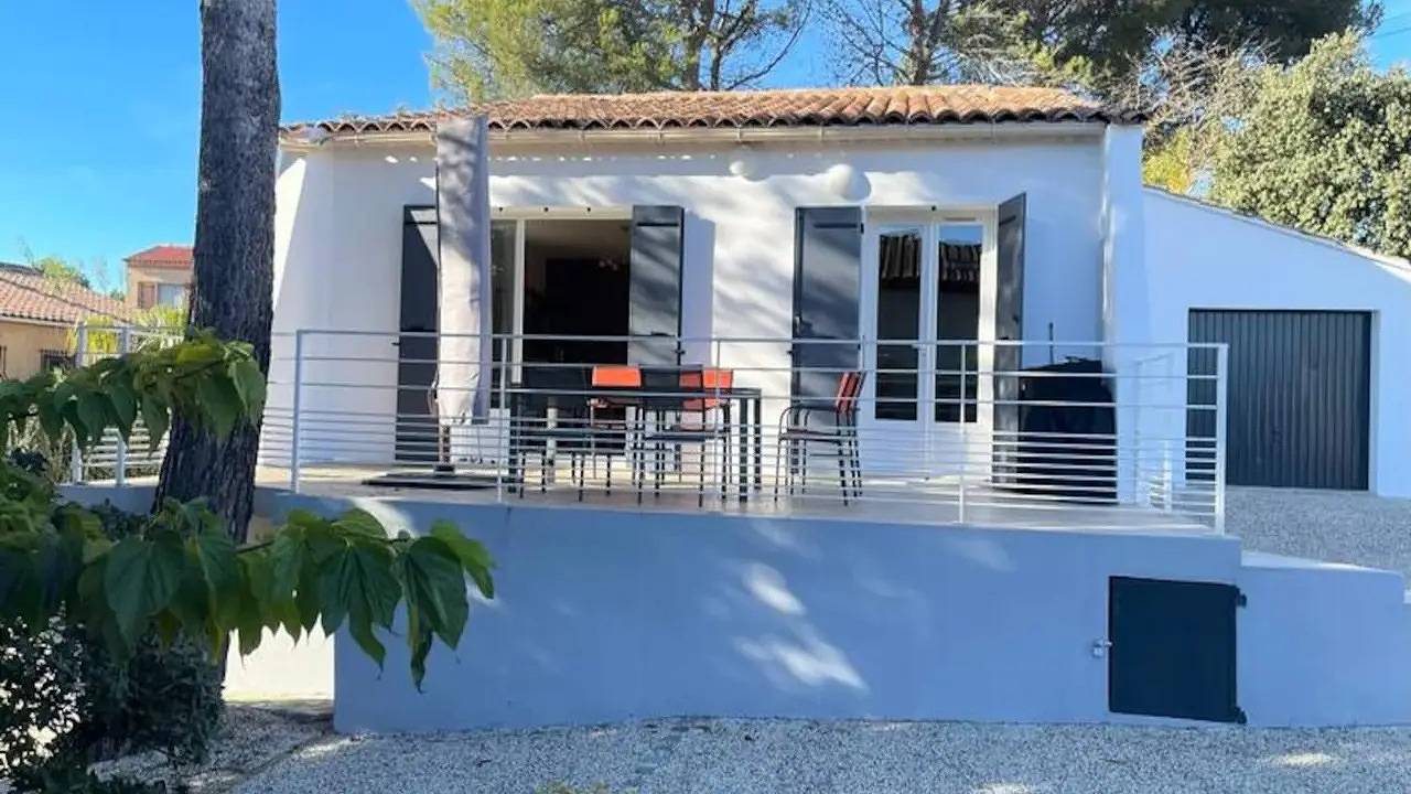 Appartement de vacances entier, Ferienwohnung für 6 Personen (100 m²) in Lambesc in Lambesc, Région d'Aix-en-Provence