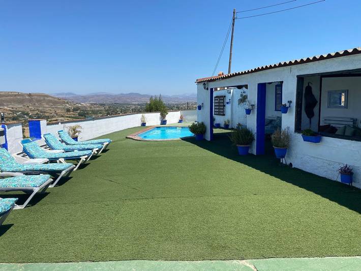 Casa rural para 15 personas, con jardín en Alhaurín el Grande