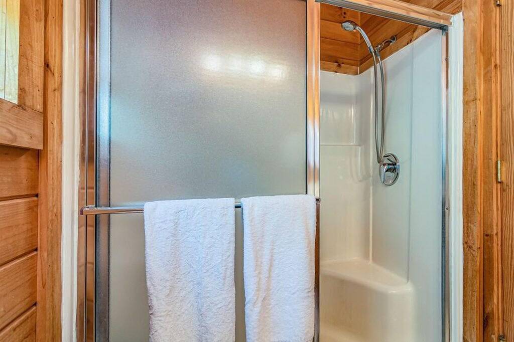 Kleines Baumhaus! Gratis Wifi! in Table Rock Lake