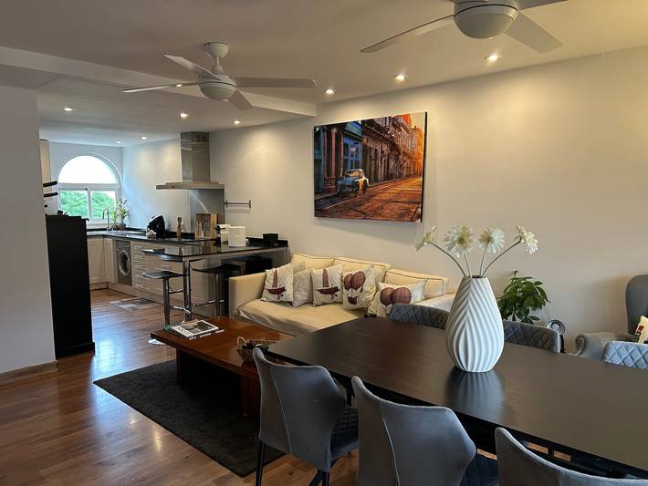 Entire apartment, Duplex 'Sotogrande' with Shared Pool, Terrace and Wi-Fi in San Roque, Cádiz Province