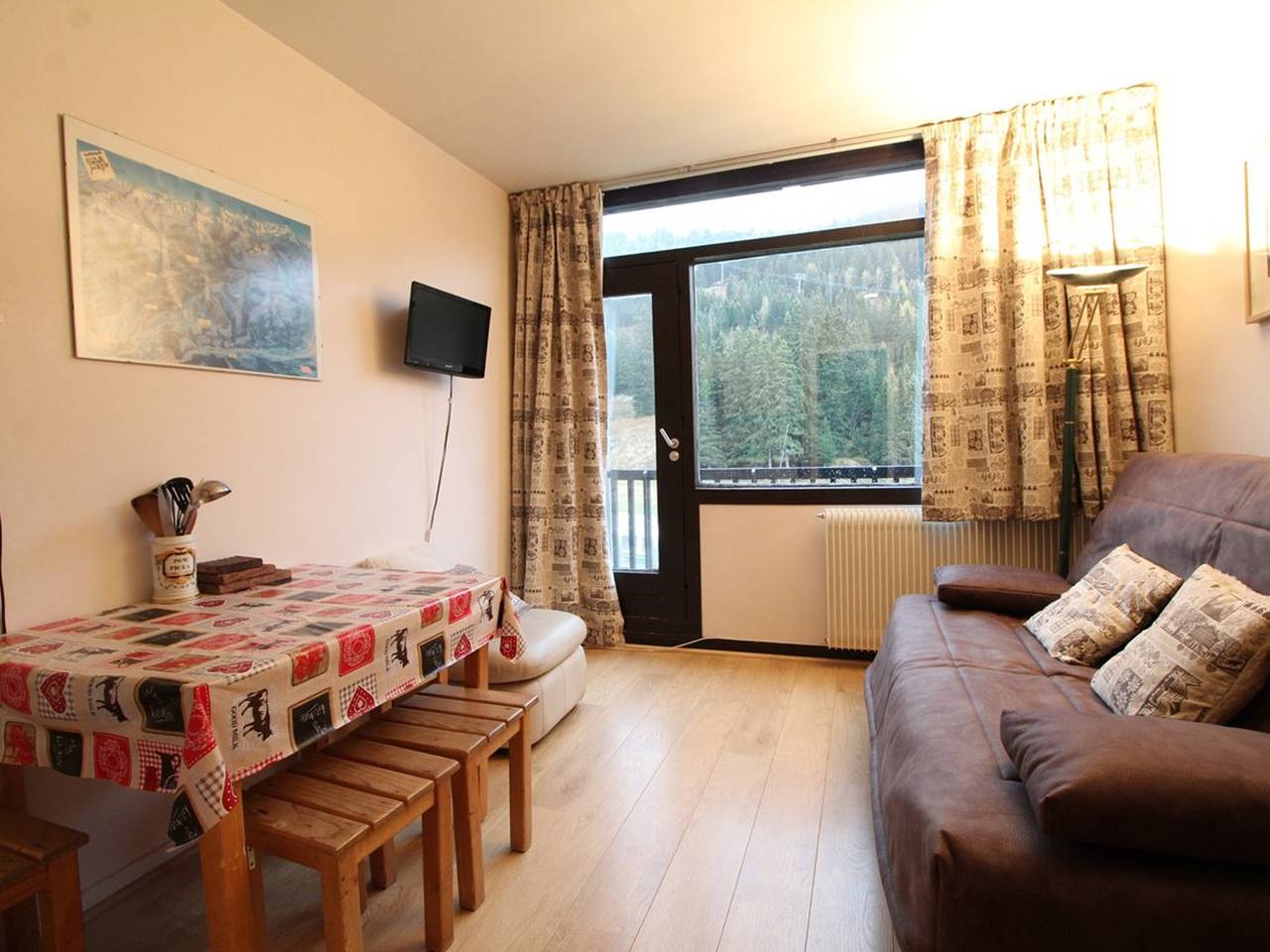 Studio entier, Studio confortable 4 pers, au pied des pistes de Flaine avec balcon in Flaine, Magland