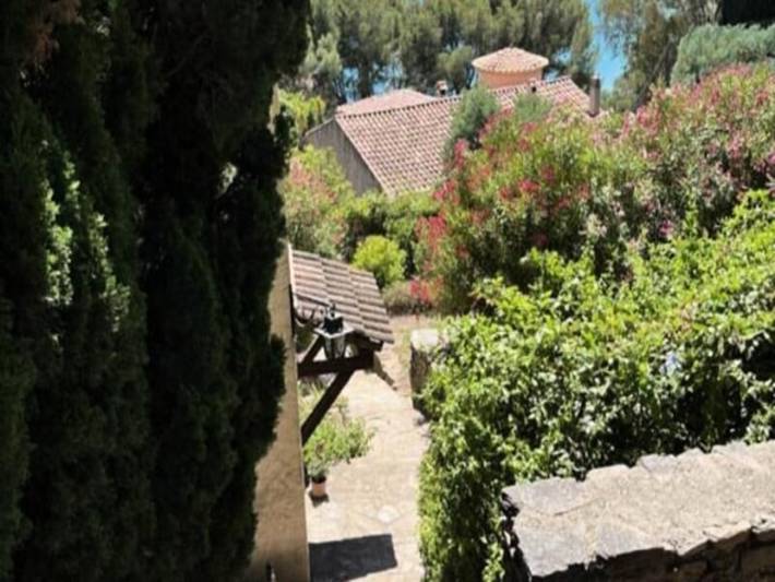 Gîte pour 2 personnes, avec jardin, adapté aux familles dans Plage d'Aiguebelle - 4