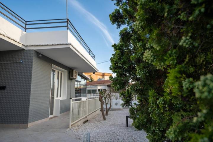 Location de vacances pour 2 personnes, avec jardin et vue à San Leone - 4