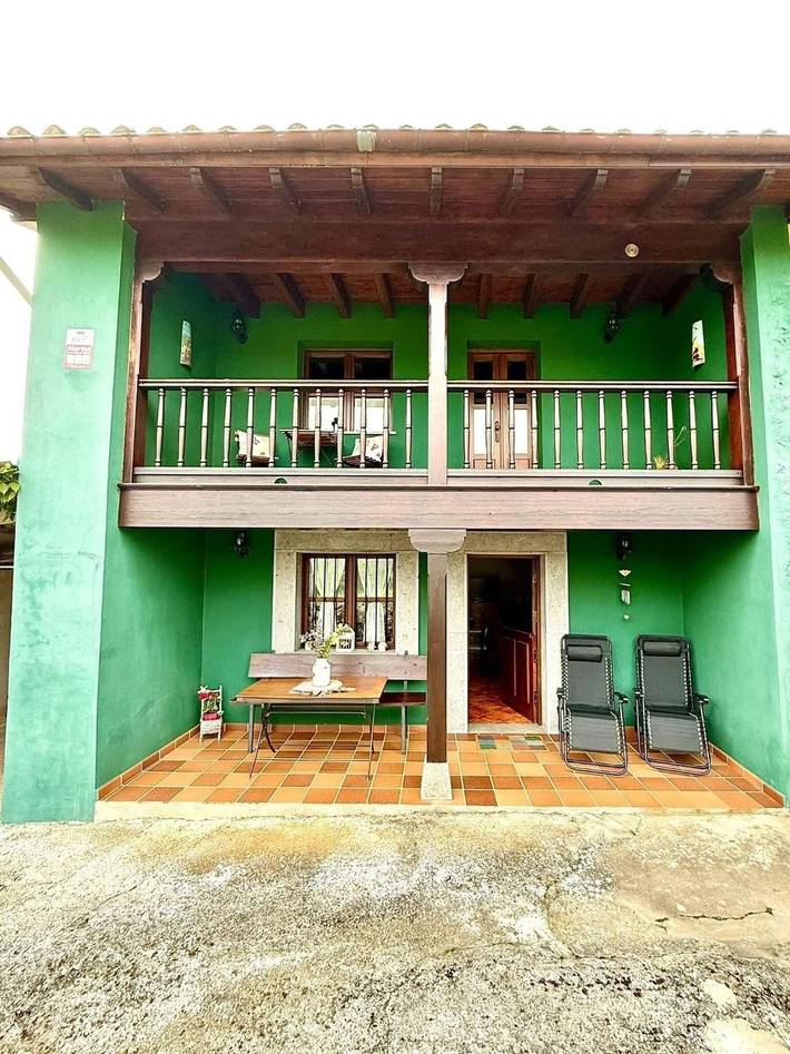 Apartamento para 4 personas, con balcón, Se admiten mascotas en Piloña
