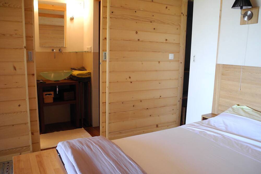 Chambre d'hôte proche Monaco ,vue époustouflante  ! in La Turbie, Côte méditerranéenne (France)