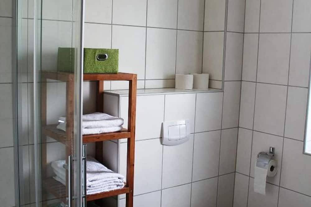 Ganze Wohnung, Fewo 3 Weinranke - Ferienhof Weingut Lunzer in Gols, Neusiedlersee-Hügelland