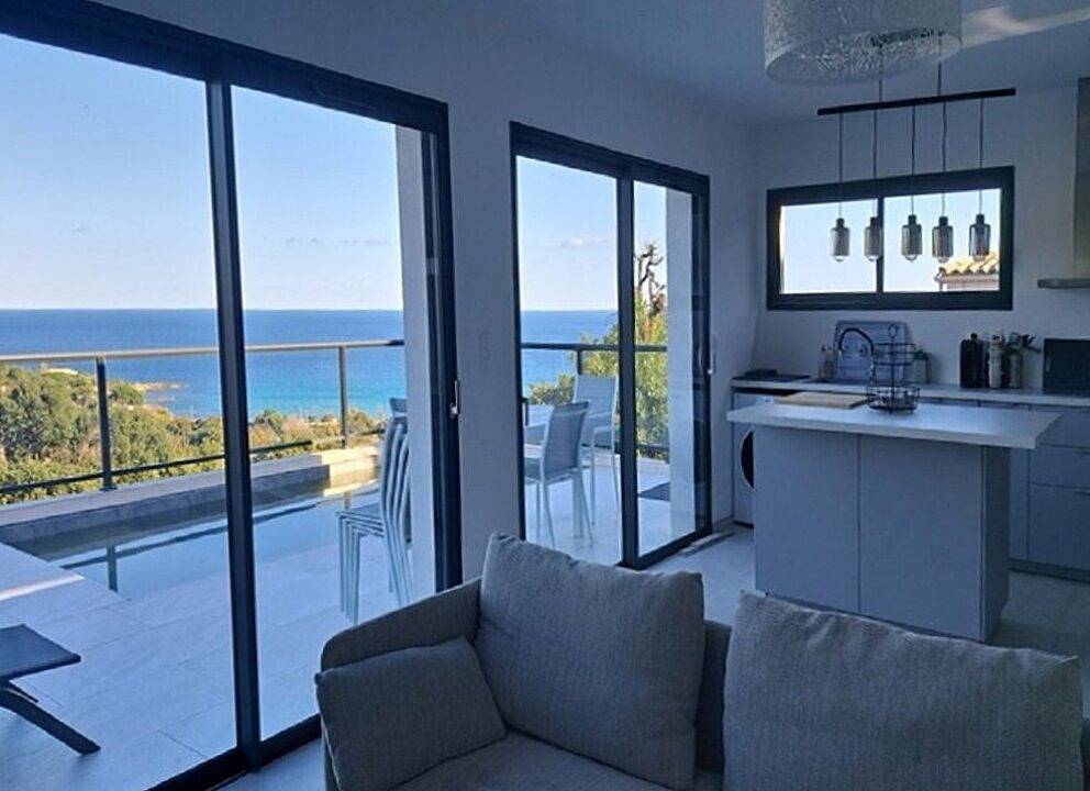 A Tarco, villa piscine privée, terrasses vue mer, 2 chambres in Conca, Arrondissement de Sartène