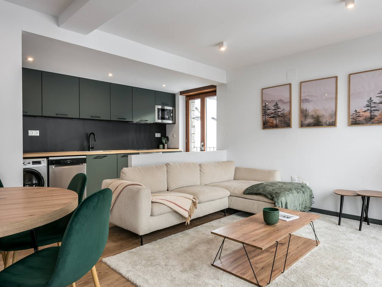 Apartamento entero, Apartamento con vistas a la montaña, cocina, Internet y cerca del telesilla in Tredós, Alto Arán