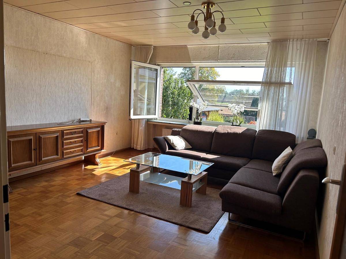 Ganze Wohnung, Two-Bedroom Apartment with Balcony in Ahlen, Kreis Warendorf