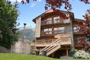 Gîte pour 20 personnes, avec sauna et terrasse dans Lac du Mont Cenis
