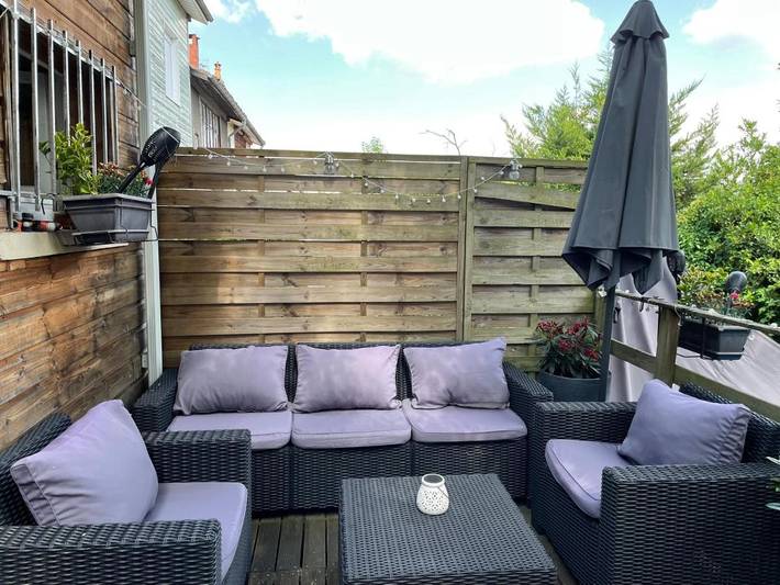 Location de vacances pour 4 personnes, avec vue ainsi que piscine et jardin à Bègles - 4