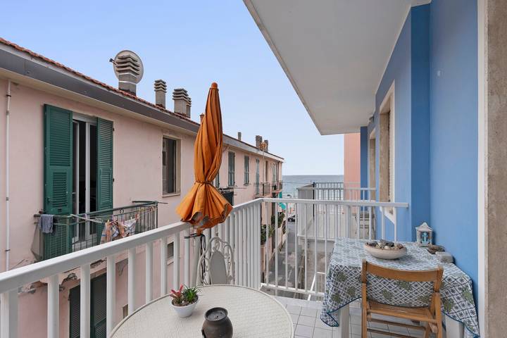 Ferienhaus für 6 Personen, mit Balkon in Ventimiglia